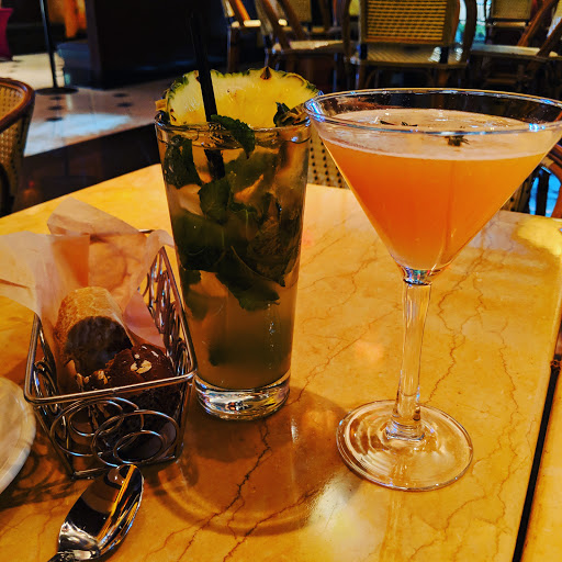 Restaurant «The Cheesecake Factory», reviews and photos, 3811 S Cooper St, Arlington, TX 76015, USA