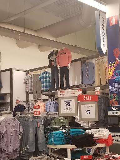 Clothing Store «Old Navy», reviews and photos, 1250 S Washington St, North Attleborough, MA 02760, USA