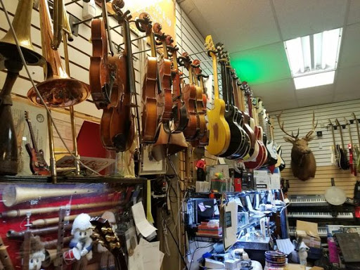 Pawn Shop «Pasadena Pawnshop», reviews and photos, 2696 E Colorado Blvd, Pasadena, CA 91107, USA