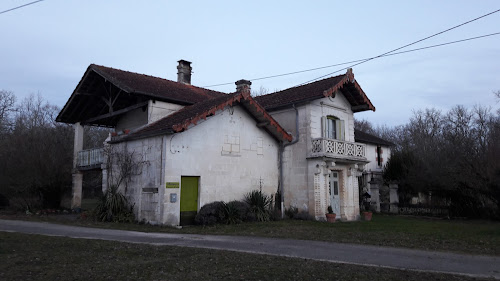 Chambre d'hôtes Mistoury La Tour-Blanche-Cercles en france