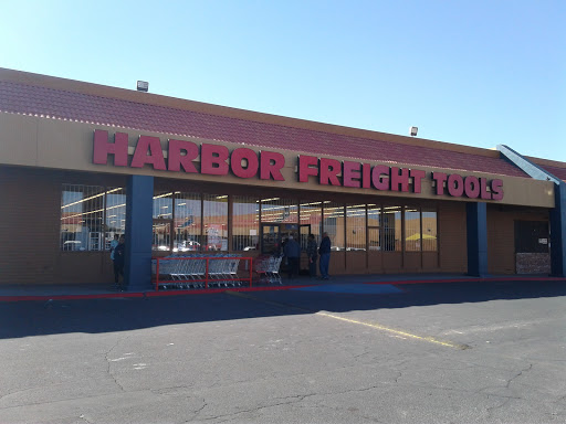 Harbor Freight Tools, 3333 N Yarbrough Dr #00055, El Paso, TX 79925, USA, 