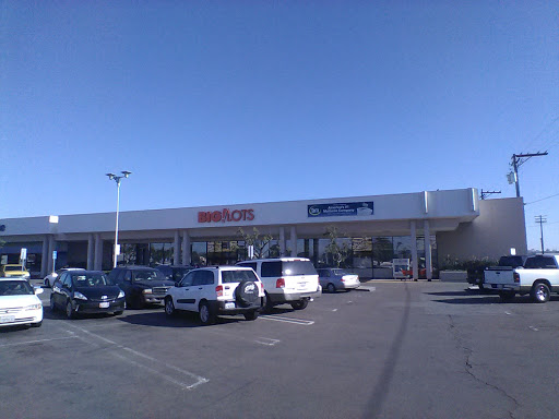 Big Lots, 3705 Rosecrans St, San Diego, CA 92110, USA, 