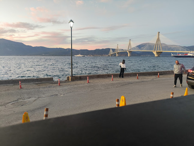 W - Καφετέρια