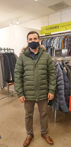 Clothing Store «Eddie Bauer Outlet», reviews and photos, 450 NW 257th Ave #200, Troutdale, OR 97060, USA