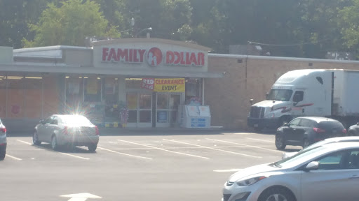 Dollar Store «FAMILY DOLLAR», reviews and photos, 745 Little Deer Creek Valley Rd, Russellton, PA 15076, USA