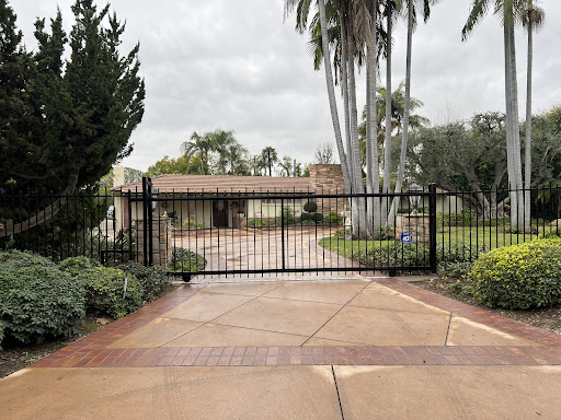 Calvet Fence image