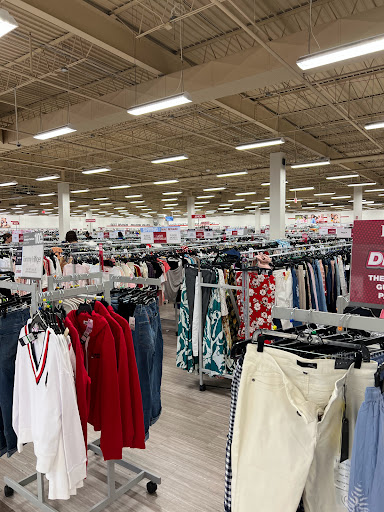 Clothing Store «Burlington Coat Factory», reviews and photos, 39200 Van Dyke, Sterling Heights, MI 48313, USA