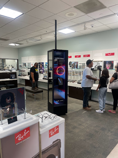 Eye Care Center «LensCrafters», reviews and photos, 2051 Tyler St, Riverside, CA 92503, USA