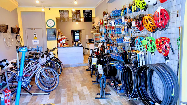 Reviews of Town Bikes in London - Bicycle store