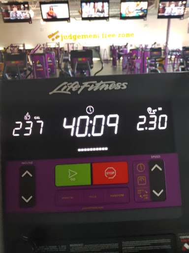 Shopping Mall «Washington Square Mall.», reviews and photos, 4849 W North Ave, Chicago, IL 60639, USA