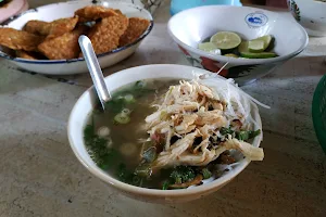 Soto Ayam Pak Ra'an Puspogiwang image