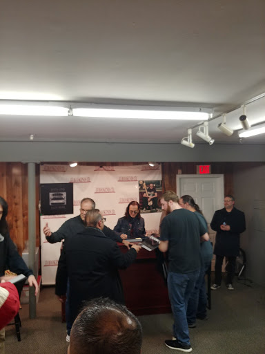 Book Store «Bookends», reviews and photos, 211 E Ridgewood Ave, Ridgewood, NJ 07450, USA