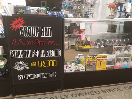 Shoe Store «Hansons Running Shop», reviews and photos, 3407 S Rochester Rd, Royal Oak, MI 48073, USA