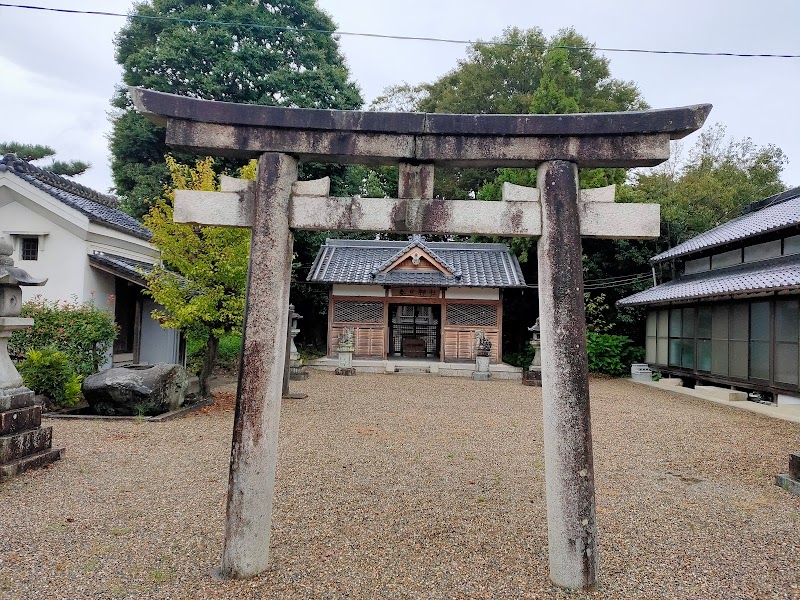 春日神社