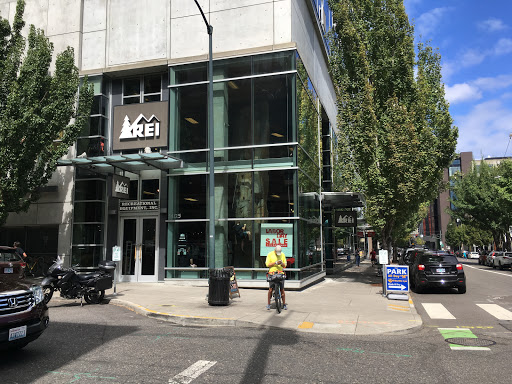 Camping Store «REI», reviews and photos, 1405 NW Johnson St, Portland, OR 97209, USA