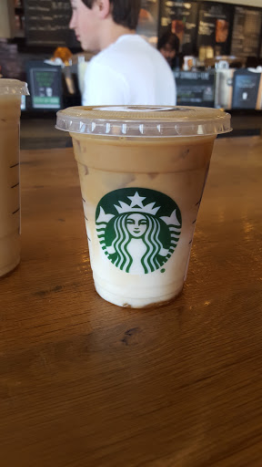 Coffee Shop «Starbucks», reviews and photos, 140 Purcellville Gateway Dr, Purcellville, VA 20132, USA