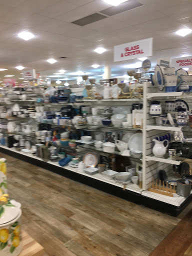 Home Goods Store «HomeGoods», reviews and photos, 3830 Bloomington St, Colorado Springs, CO 80922, USA