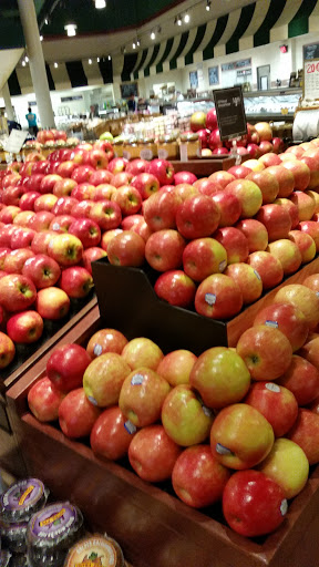 Supermarket «The Fresh Market», reviews and photos, 2504 Solomons Island Rd, Annapolis, MD 21401, USA