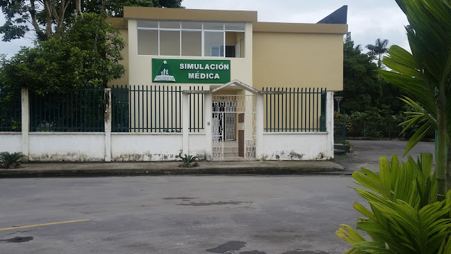 Hospital SALUDESA - Santo Domingo de los Colorados