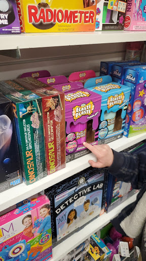 Toy Store «Sweet Dreams Toy Store», reviews and photos, 2 Orinda Theatre Square # 107, Orinda, CA 94563, USA