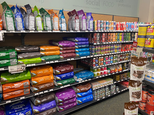 Pet Supply Store «The Natural Pet Enrichment Center», reviews and photos, 6720 Royalton Rd, North Royalton, OH 44133, USA