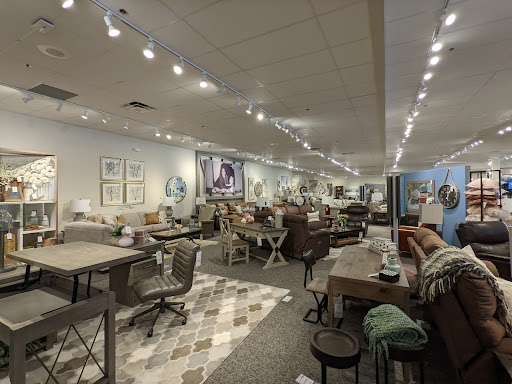 Furniture Store «La-Z-Boy Furniture Galleries», reviews and photos, 6003 Kingstowne Village Pkwy, Alexandria, VA 22315, USA