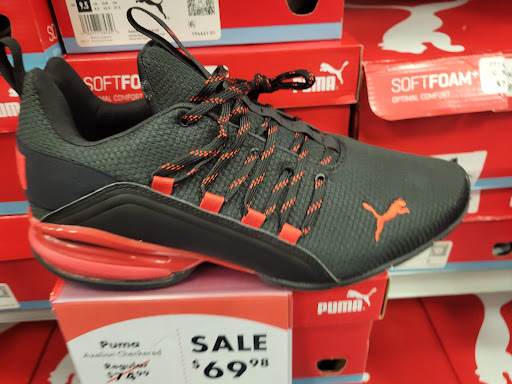 Shoe Store «Shoe Carnival», reviews and photos, 1500 Greentree Blvd, Clarksville, IN 47129, USA