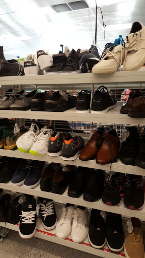 Clothing Store «Ross Dress for Less», reviews and photos, 17880 Newhope St, Fountain Valley, CA 92708, USA