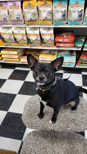 Pet Supply Store «Pet Pros Benson in Renton», reviews and photos, 10583 SE Carr Rd, Renton, WA 98055, USA