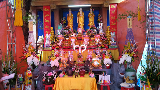 Đền Xương Rồng