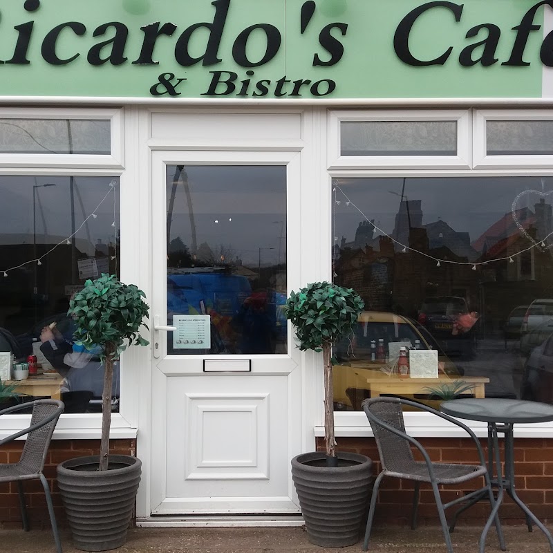 Ricardo's Cafe And Bistro