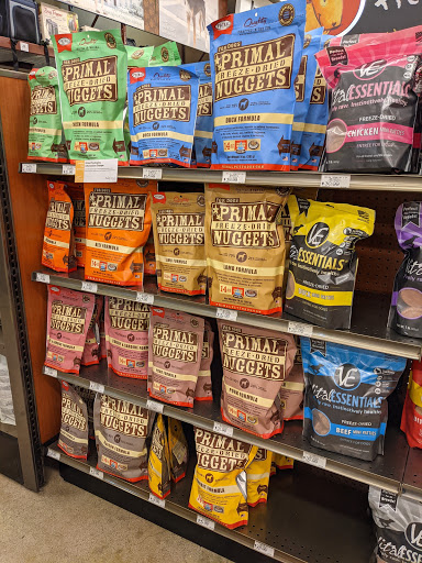 Pet Supply Store «Pet Food Express», reviews and photos, 320 S Lake Ave, Pasadena, CA 91101, USA