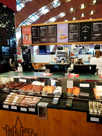 Atmosphère du Sandwicherie Prêt A Manger Paris à Roissy-en-France - n°17