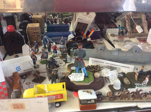 Antique Store «Levee Street Market Place», reviews and photos, 1001 Levee St, Vicksburg, MS 39183, USA