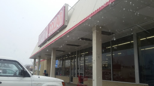 FAMILY DOLLAR, 2106 Broad St, New Castle, IN 47362, USA, 