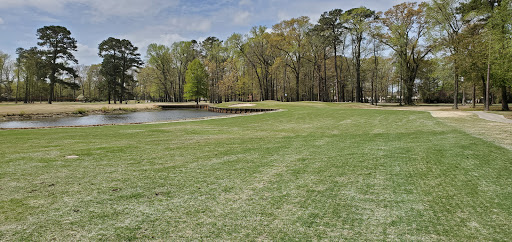 Golf Course «Sewells Point Golf Course», reviews and photos, 660 Ruthven Rd, Norfolk, VA 23505, USA