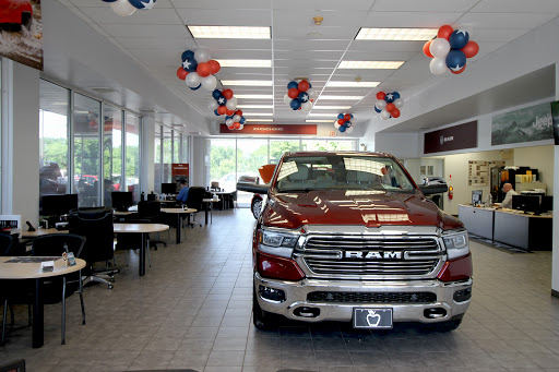 Used Car Dealer «Apple CDJR of Hanover», reviews and photos, 200 Eisenhower Dr, Hanover, PA 17331, USA