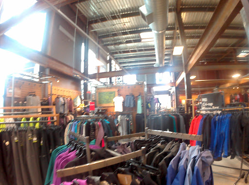 Camping Store «REI», reviews and photos, 412 S 27th St, Pittsburgh, PA 15203, USA