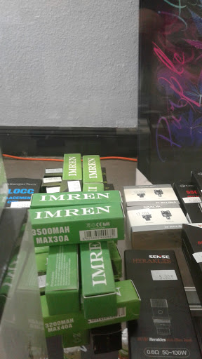 Tobacco Shop «E-Clouds Vape and Smoke Shop», reviews and photos, 1253 S Hacienda Blvd, Hacienda Heights, CA 91745, USA