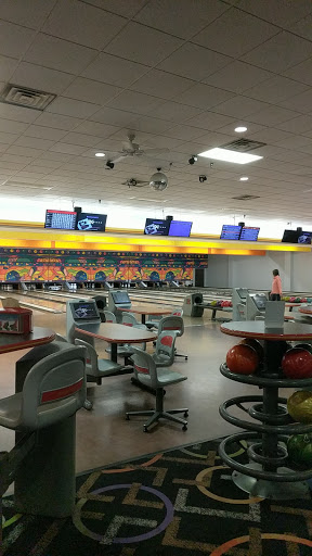 Bowling Alley «Buffaloe Lanes Cary Family Bowling Center», reviews and photos, 151 High House Rd, Cary, NC 27511, USA
