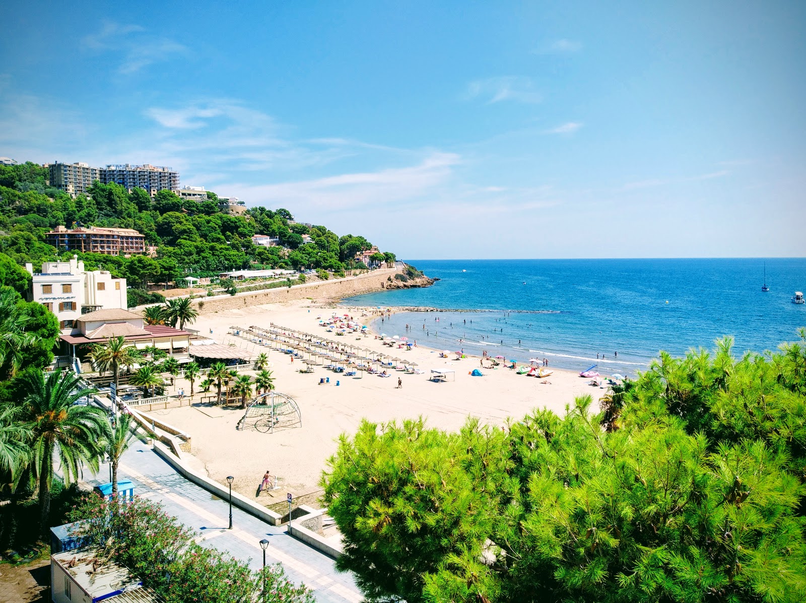 Platja Voramar'in fotoğrafı çok temiz temizlik seviyesi ile