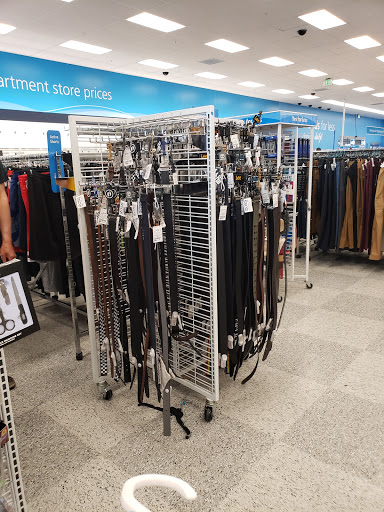 Clothing Store «Ross Dress for Less», reviews and photos, 9727 Laurel Canyon Blvd, Arleta, CA 91331, USA