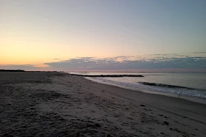 Point Lookout Beach image