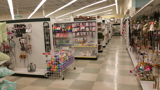 Fabric Store «Jo-Ann Fabrics and Crafts», reviews and photos, 6601 N Davis Hwy #25, Pensacola, FL 32504, USA