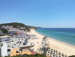 Photo de Praia da Salema avec #44