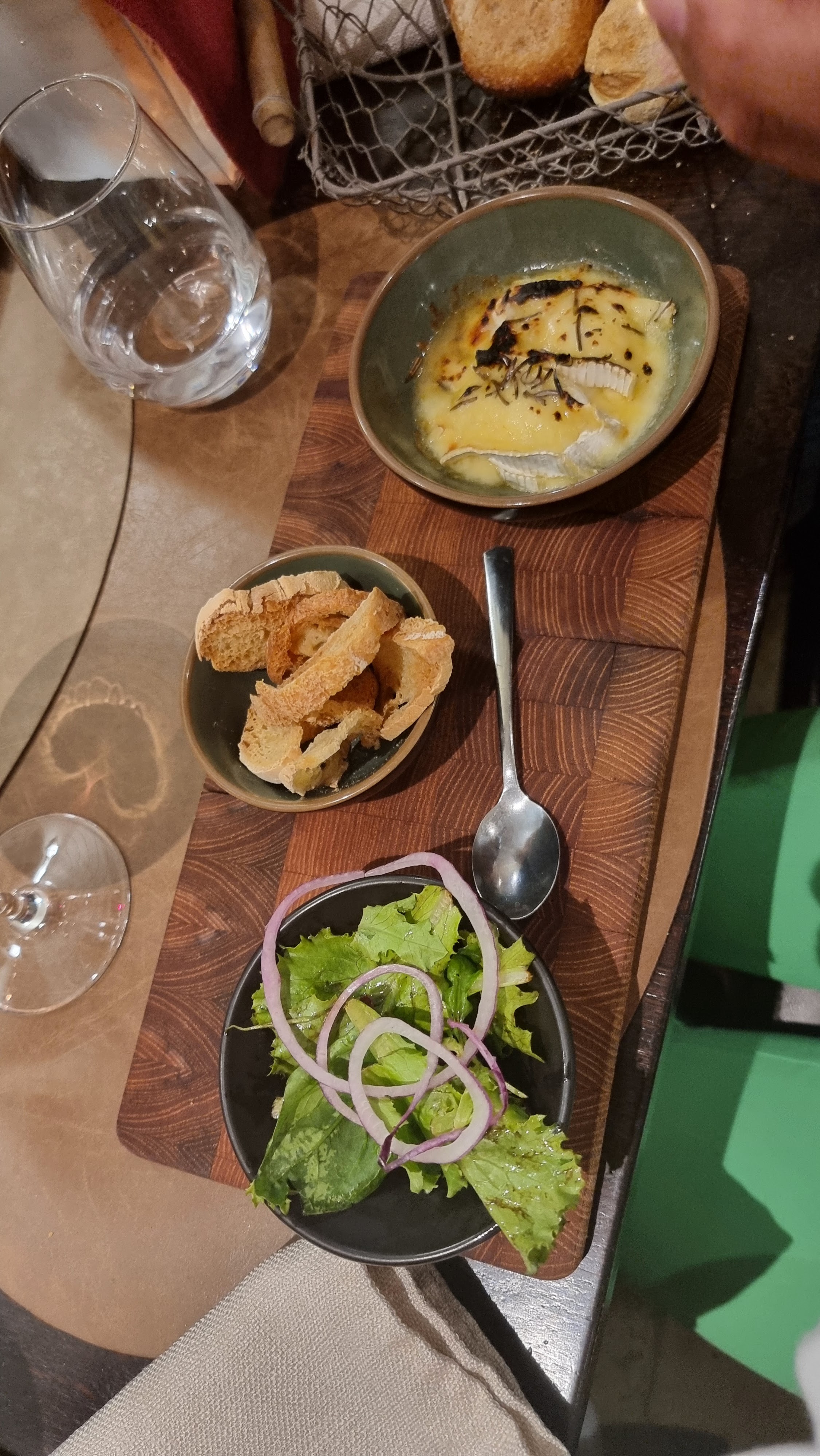 Photo n° 1 de l'avis de Corina.a fait le 30/06/2023 à 21:40