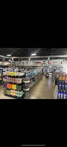 Liquor Store «Oak Grove Liquor Store», reviews and photos, 14632 SE McLoughlin Blvd, Portland, OR 97267, USA