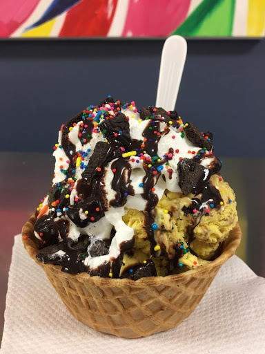 Chocolate Shop «Chocolate Works Darien», reviews and photos, 25 Old Kings Hwy N, Darien, CT 06820, USA