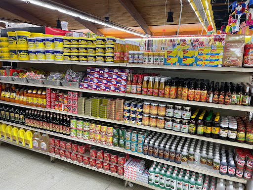 Grocery Store «El Gigante Grocery Store», reviews and photos, 2720 W 71st St, Indianapolis, IN 46268, USA