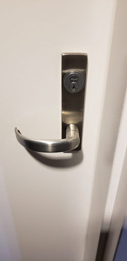 Locksmith «Redmond Key Locksmith», reviews and photos, 22410 NE Marketplace Dr, Redmond, WA 98053, USA